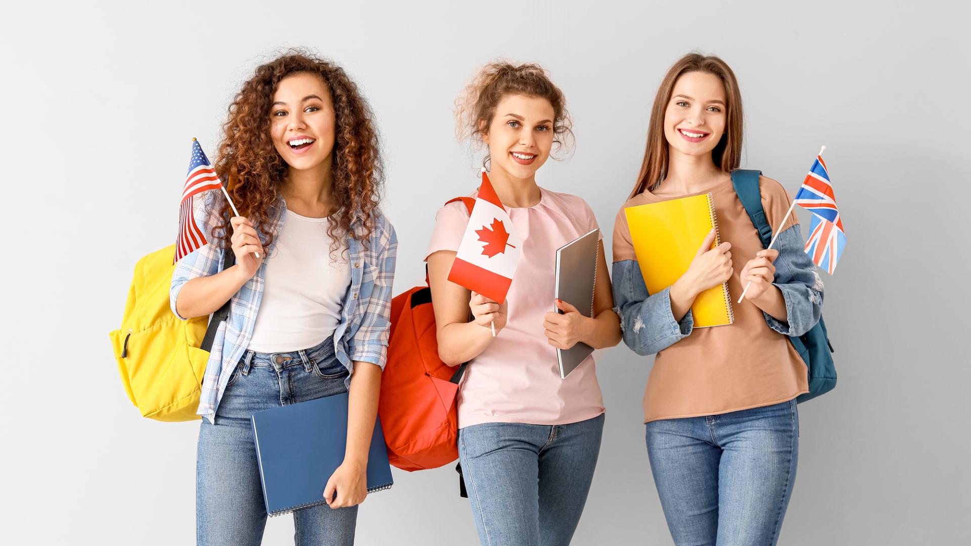 Étudier à l'étranger vs. Apprentissage en ligne: avant et inconvénients