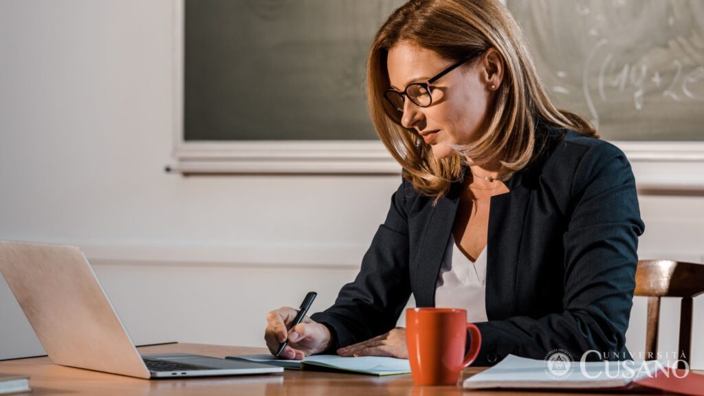 Professeurs de salaires en supérieurs: combien gagnent-ils?