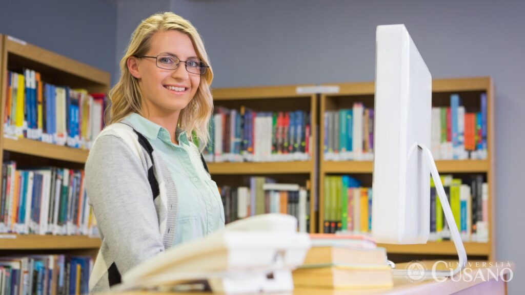 Comment devenir bibliothécaire: exigences et gains