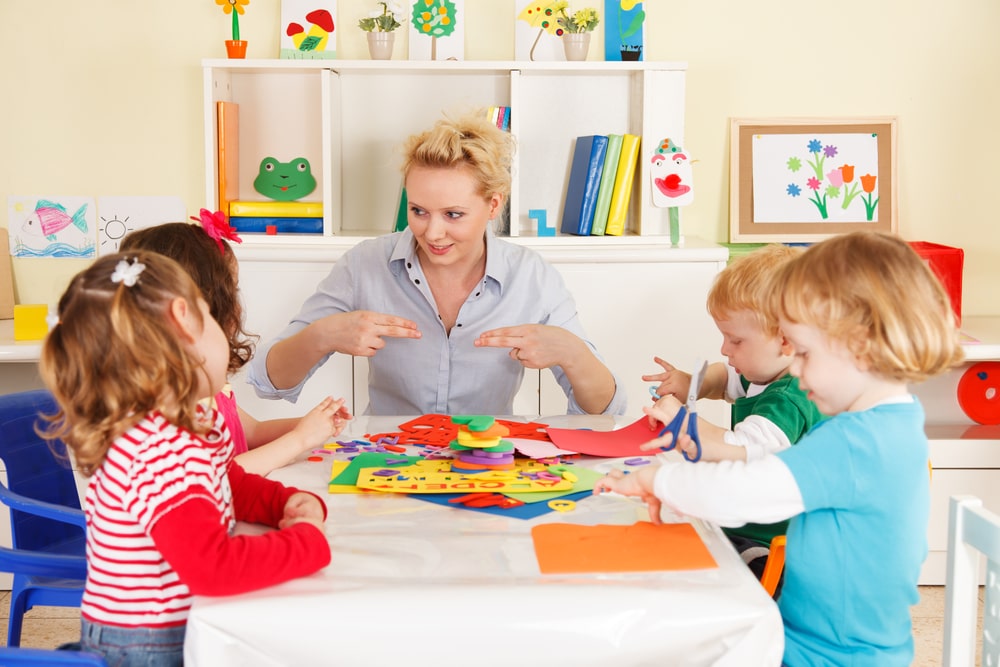 Formation ou éducation principale? Les différences