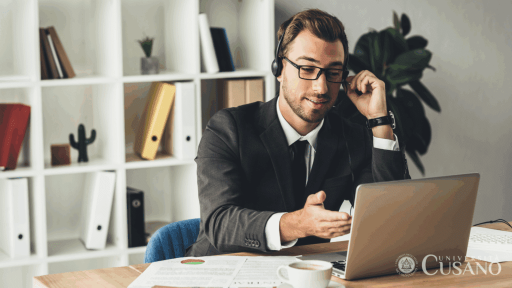 Comment devenir directeur commercial : parcours d'études et possibilités
