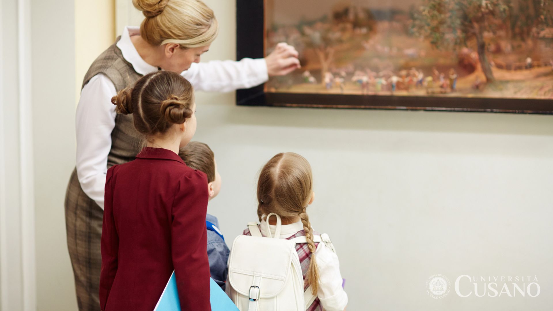 Enseignement muséal : comment concevoir des parcours pédagogiques pour les musées et les expositions