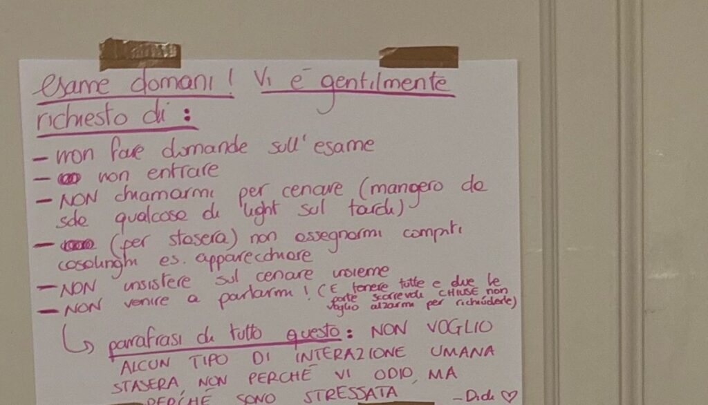 Règles pré-examen : le signe viral de l'élève sur TikTok