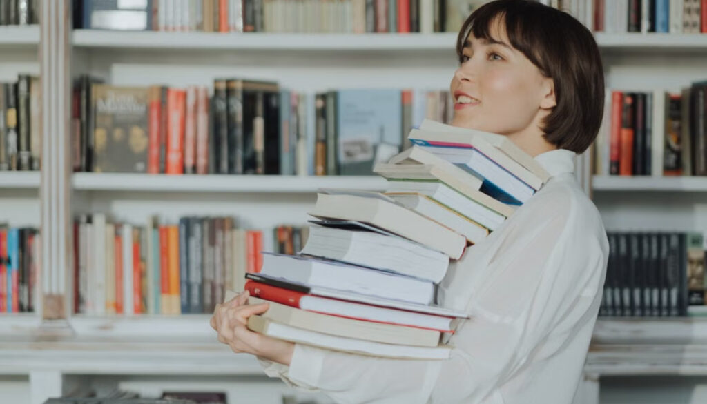« Même le droit a une fin » : la pile de livres après 5 ans